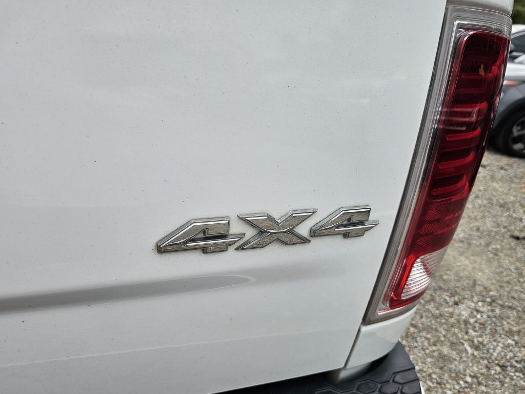 2014 RAM 1500 Image 10