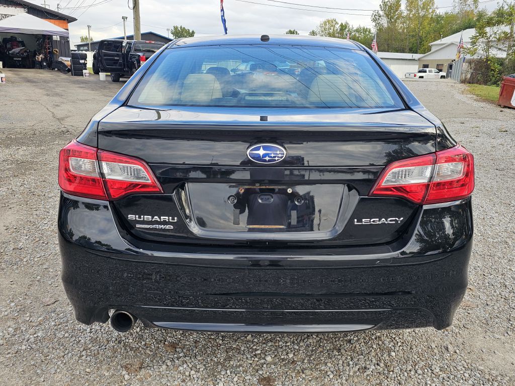 2015 Subaru Legacy Image 4