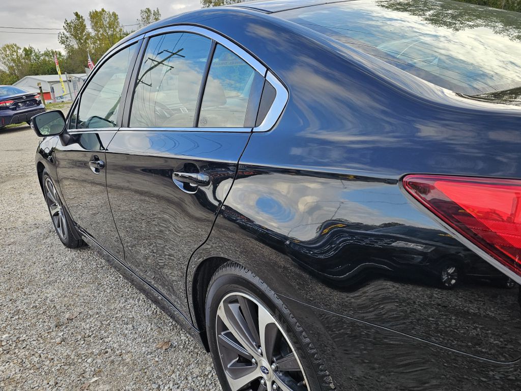 2015 Subaru Legacy Image 11
