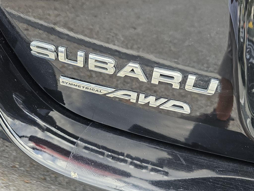 2015 Subaru Legacy Image 12