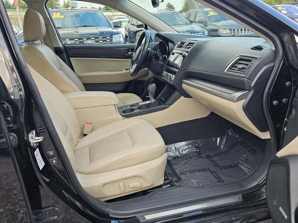 2015 Subaru Legacy Image 18