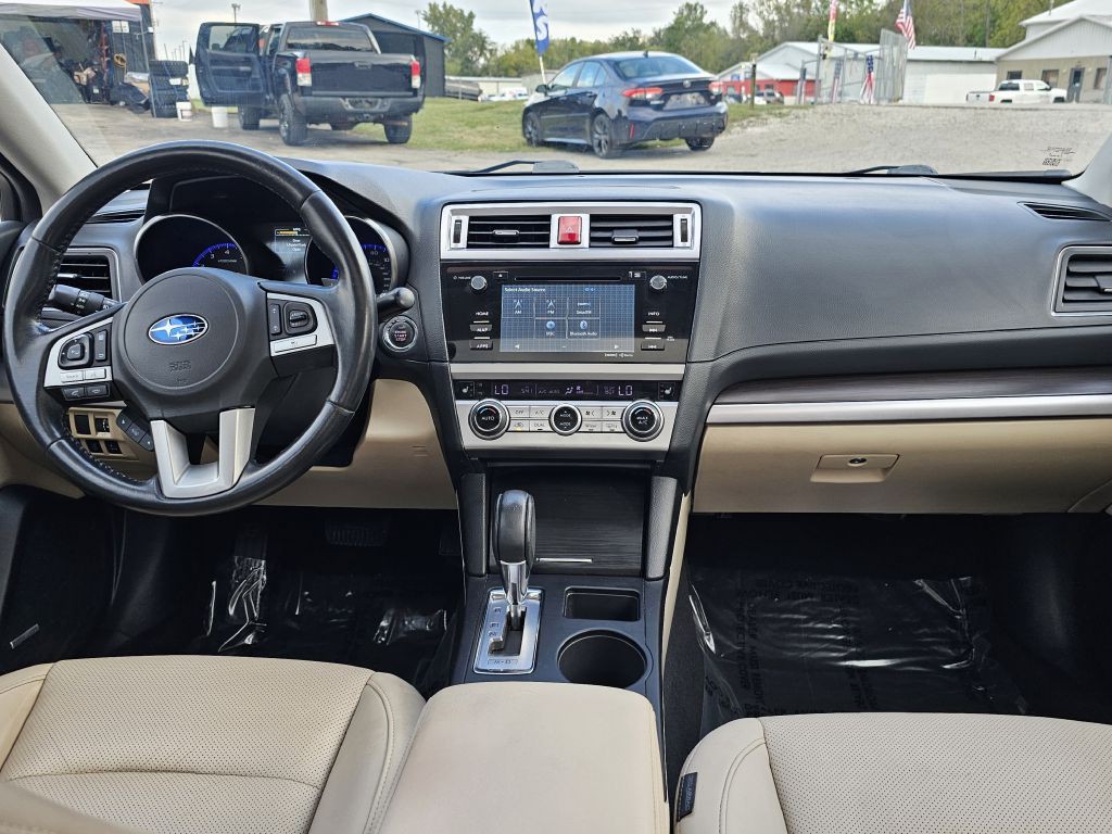2015 Subaru Legacy Image 21