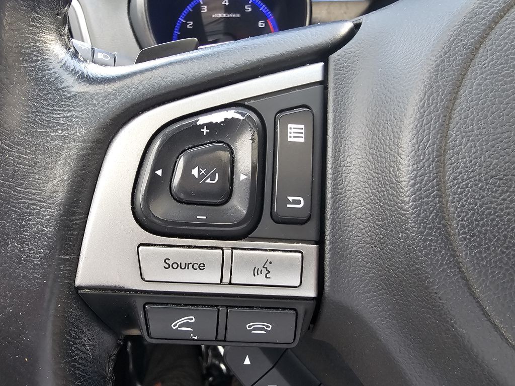 2015 Subaru Legacy Image 24