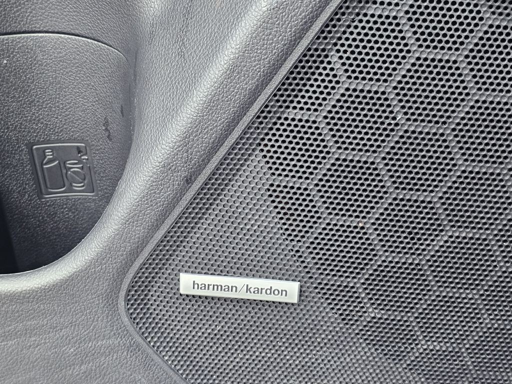 2015 Subaru Legacy Image 31