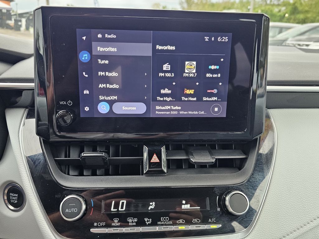 2023 Toyota Corolla Image 24