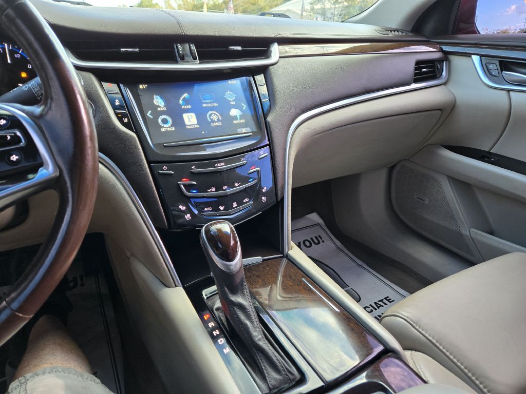 2016 Cadillac XTS Image 17