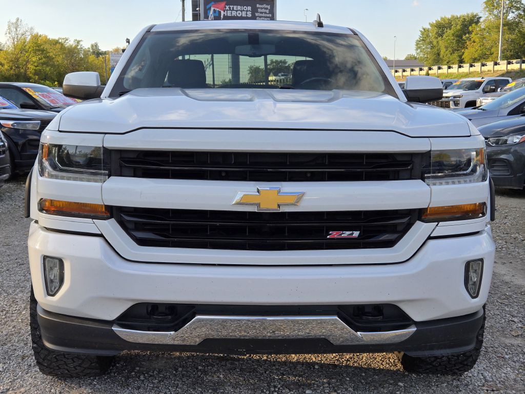 2017 Chevrolet Silverado 1500 Image 2