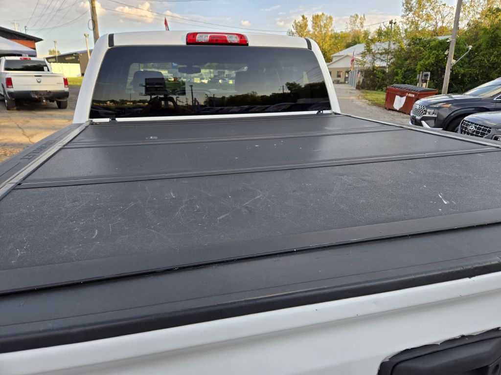 2017 Chevrolet Silverado 1500 Image 12