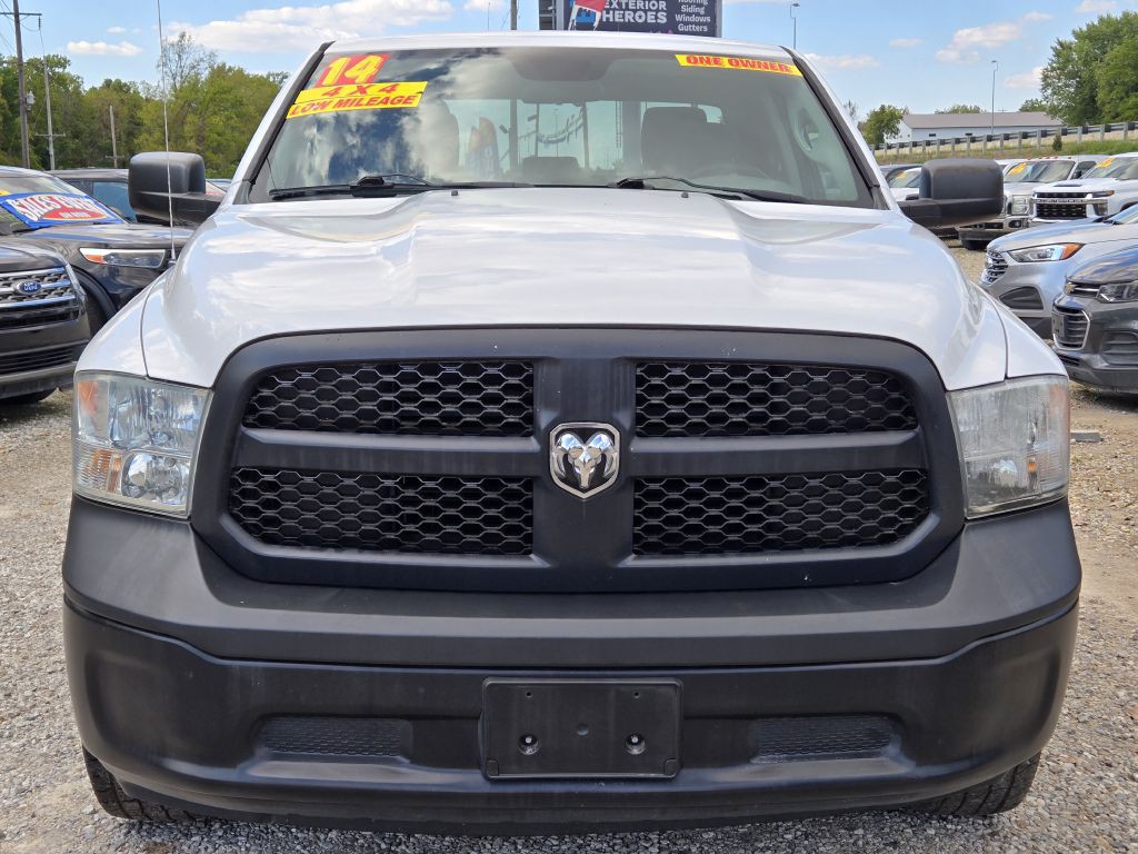2014 RAM 1500 Image 2