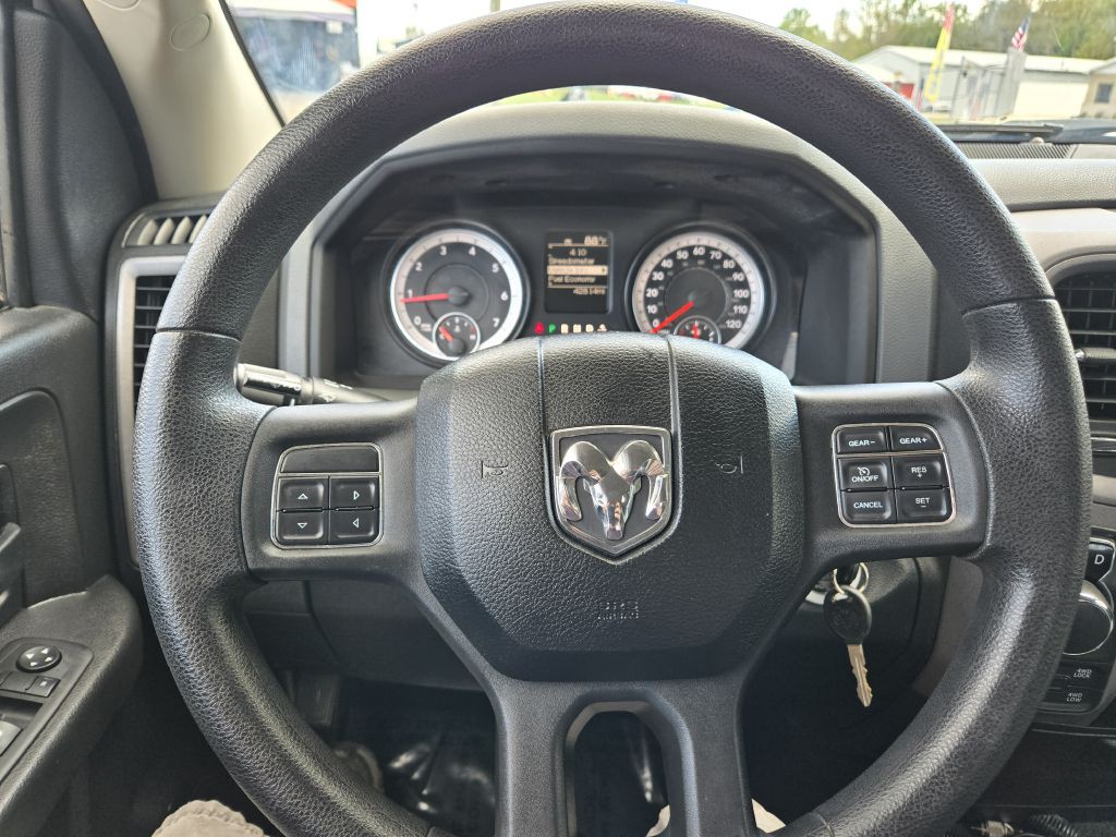 2014 RAM 1500 Image 17