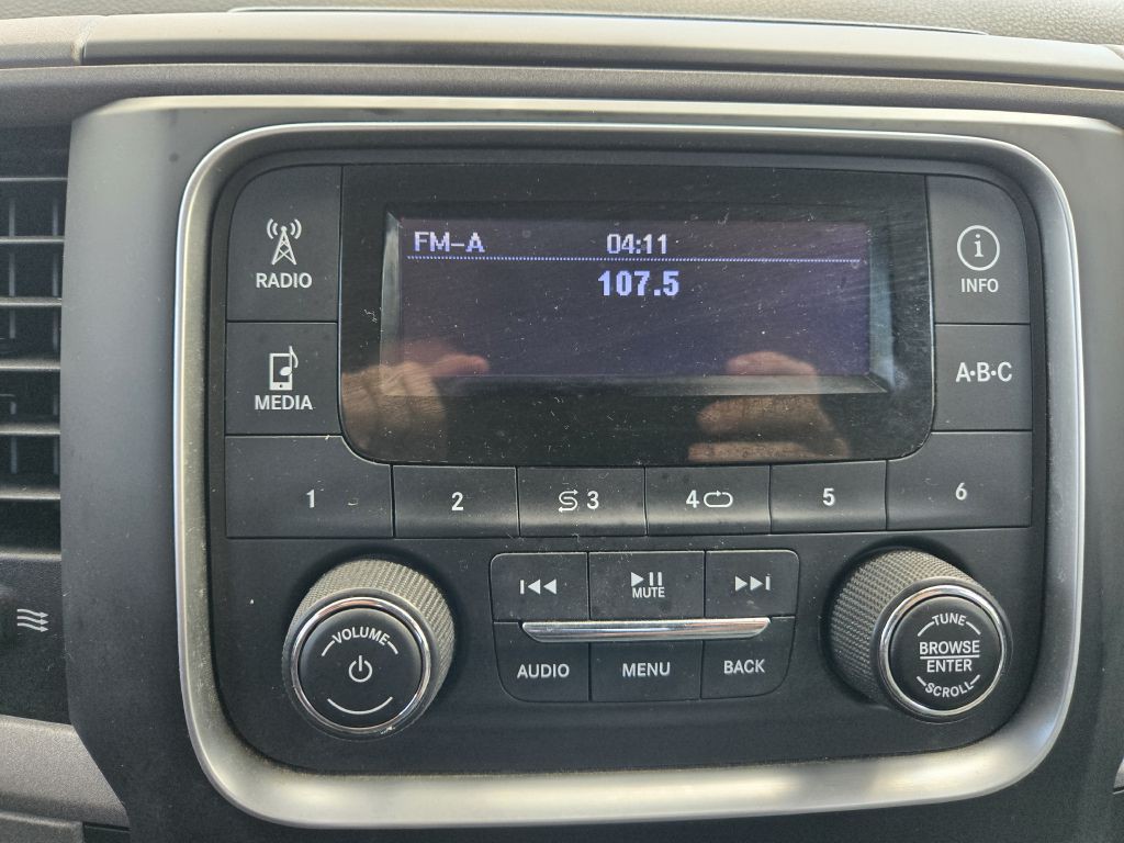 2014 RAM 1500 Image 24
