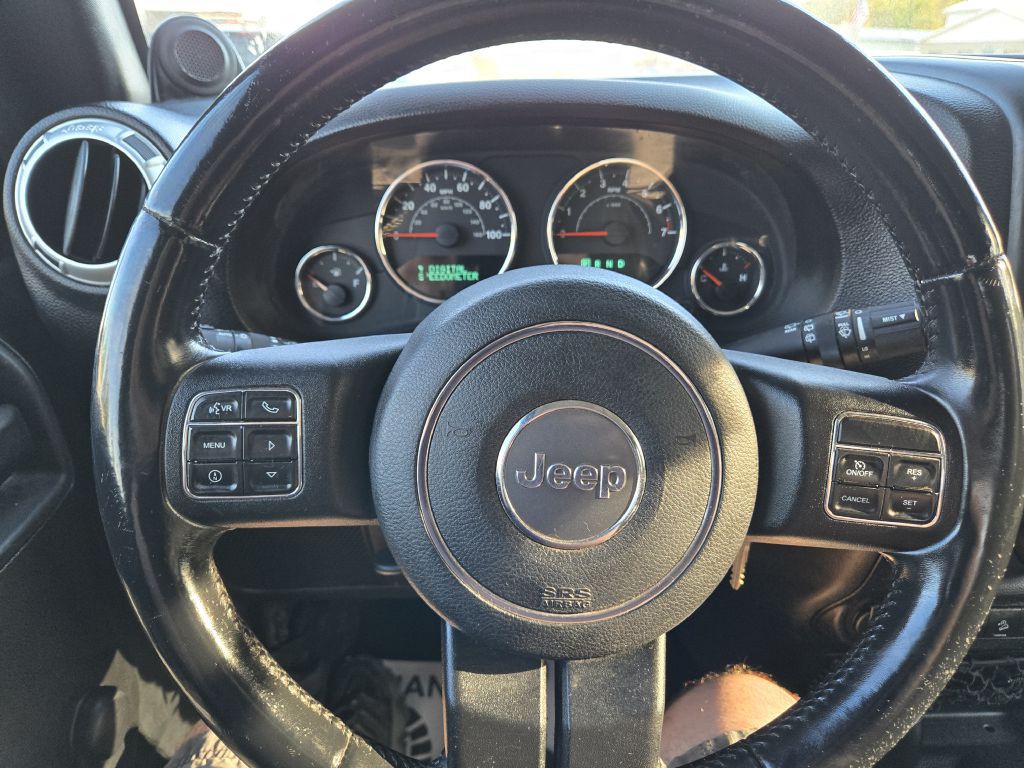 2014 Jeep Wrangler Image 17
