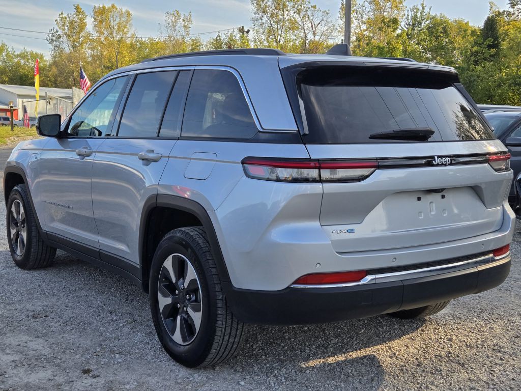 2024 Jeep Grand Cherokee Image 8