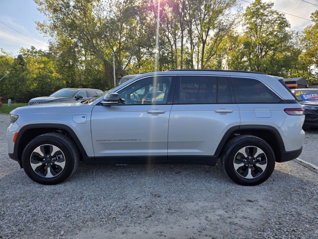 2024 Jeep Grand Cherokee Image 9