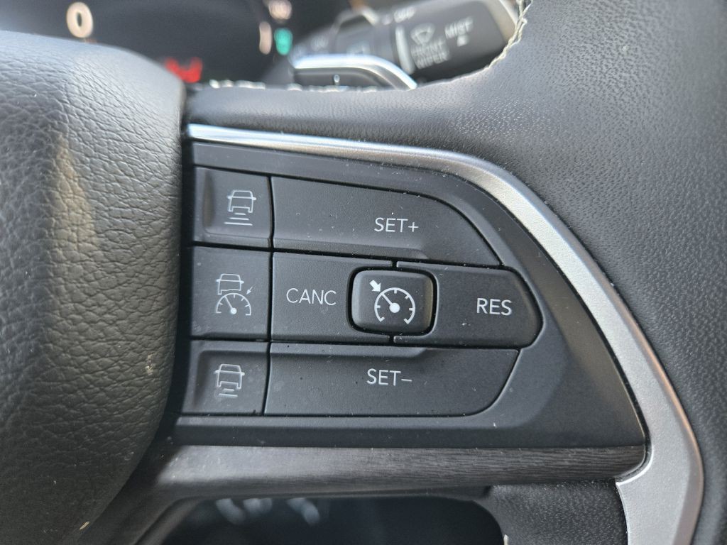 2024 Jeep Grand Cherokee Image 23