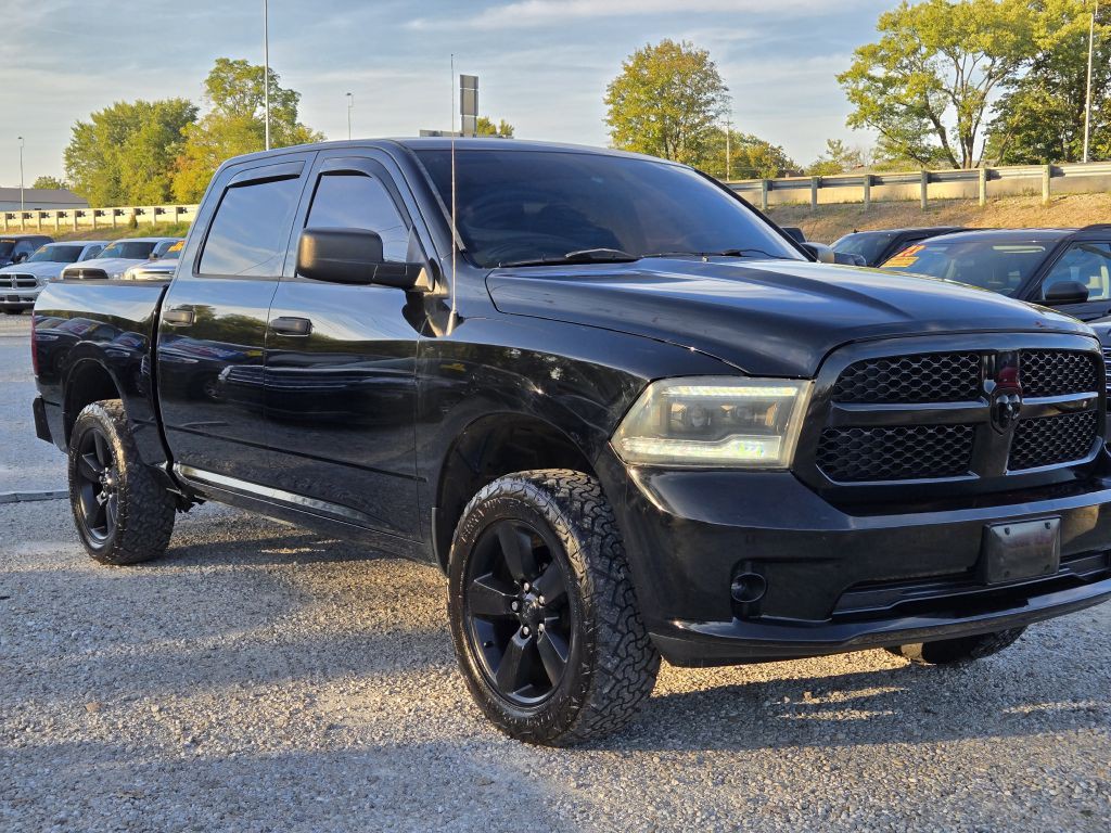 2015 RAM 1500 Image 3