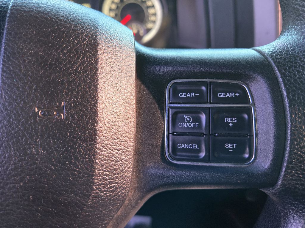 2015 RAM 1500 Image 18