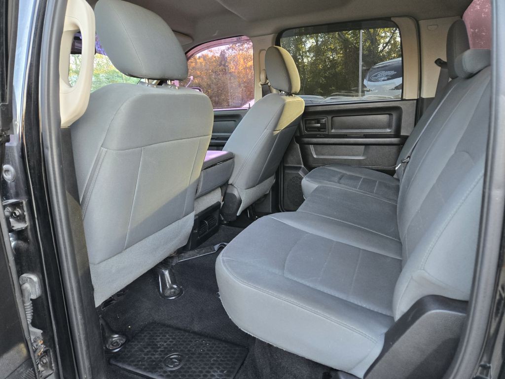 2015 RAM 1500 Image 25