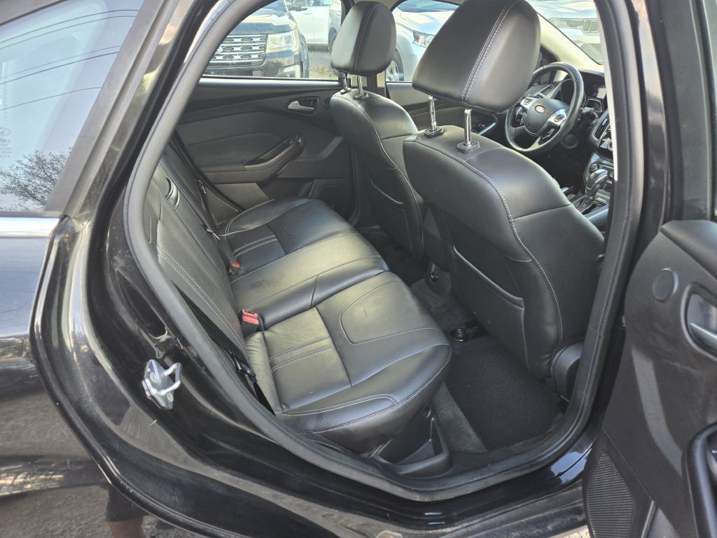 2013 Ford Focus Image 30