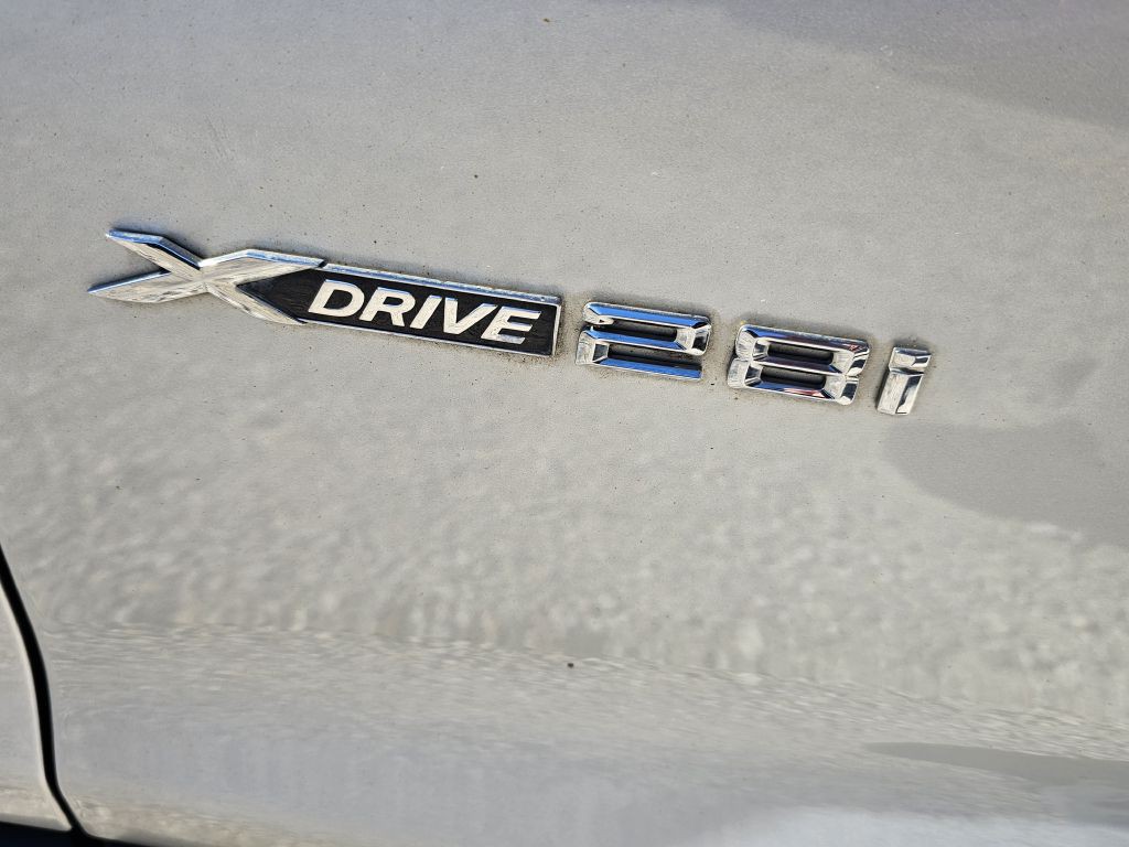 2011 BMW X3 Image 11