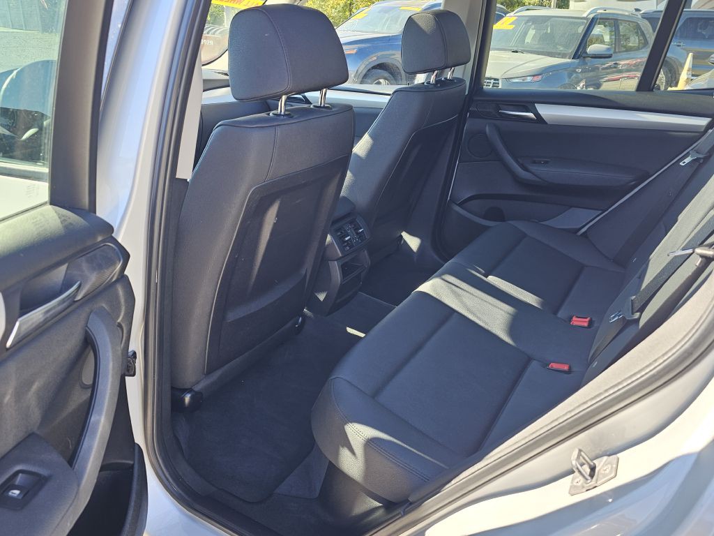 2011 BMW X3 Image 15