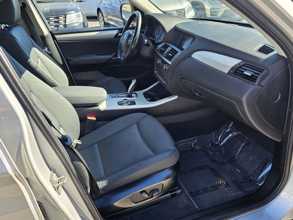 2011 BMW X3 Image 18