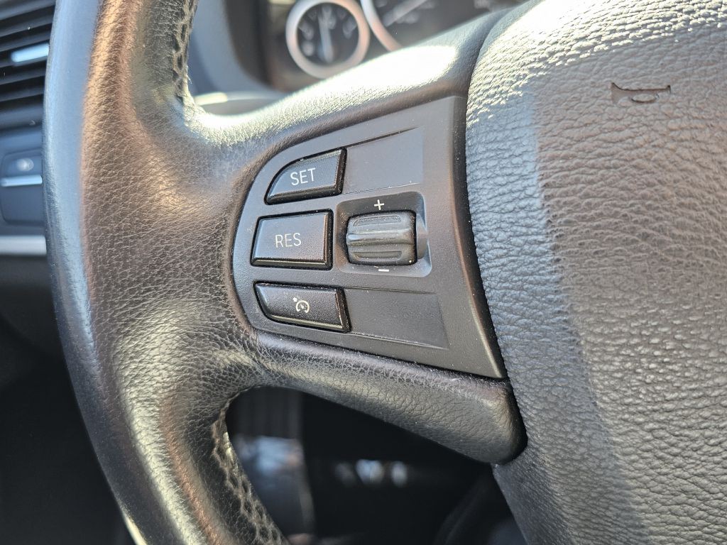 2011 BMW X3 Image 25