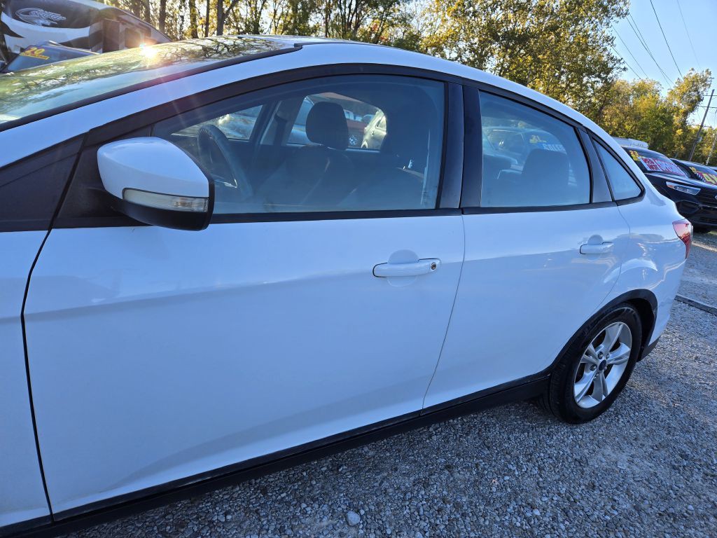 2014 Ford Focus Image 9