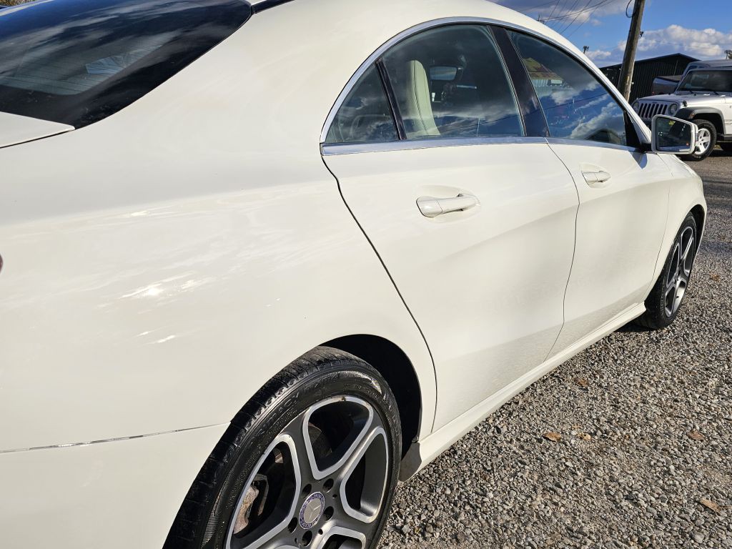 2014 Mercedes-Benz CLA-Class Image 9