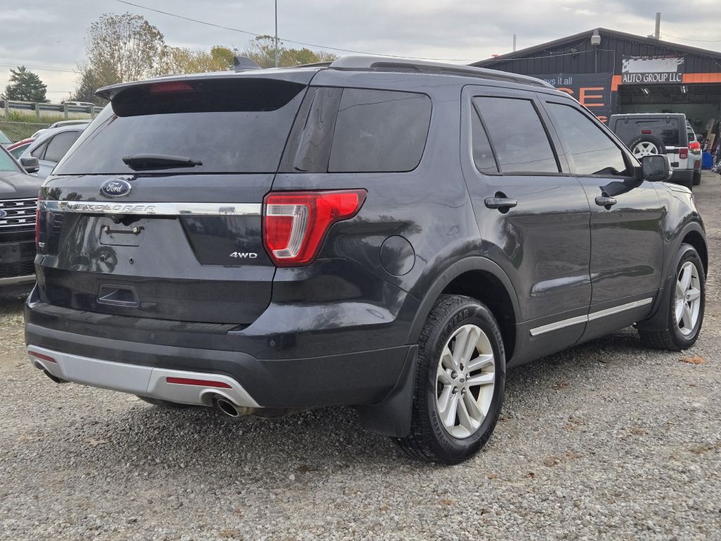 2017 Ford Explorer Image 5