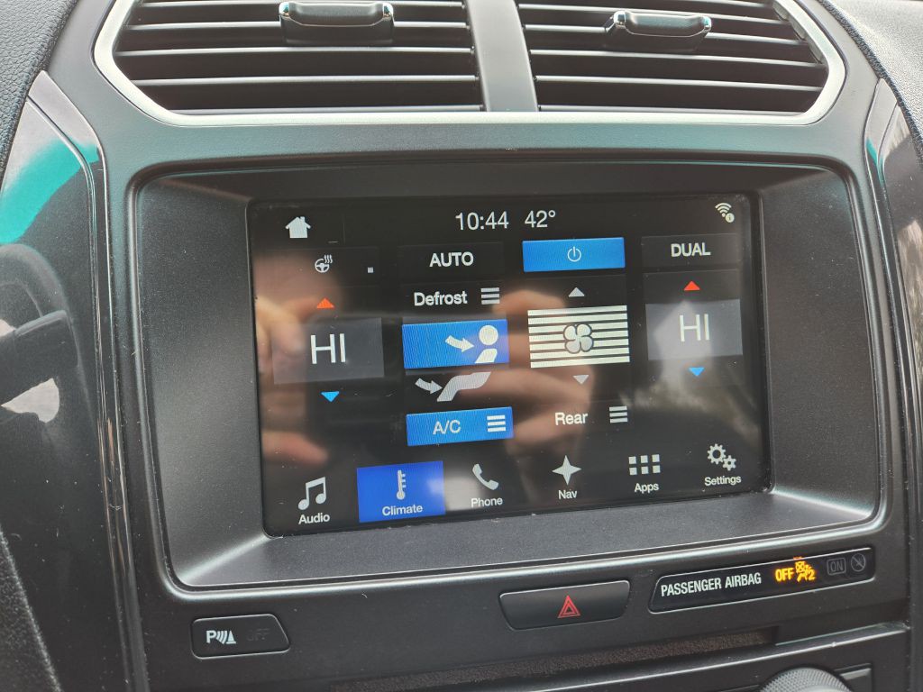 2017 Ford Explorer Image 25