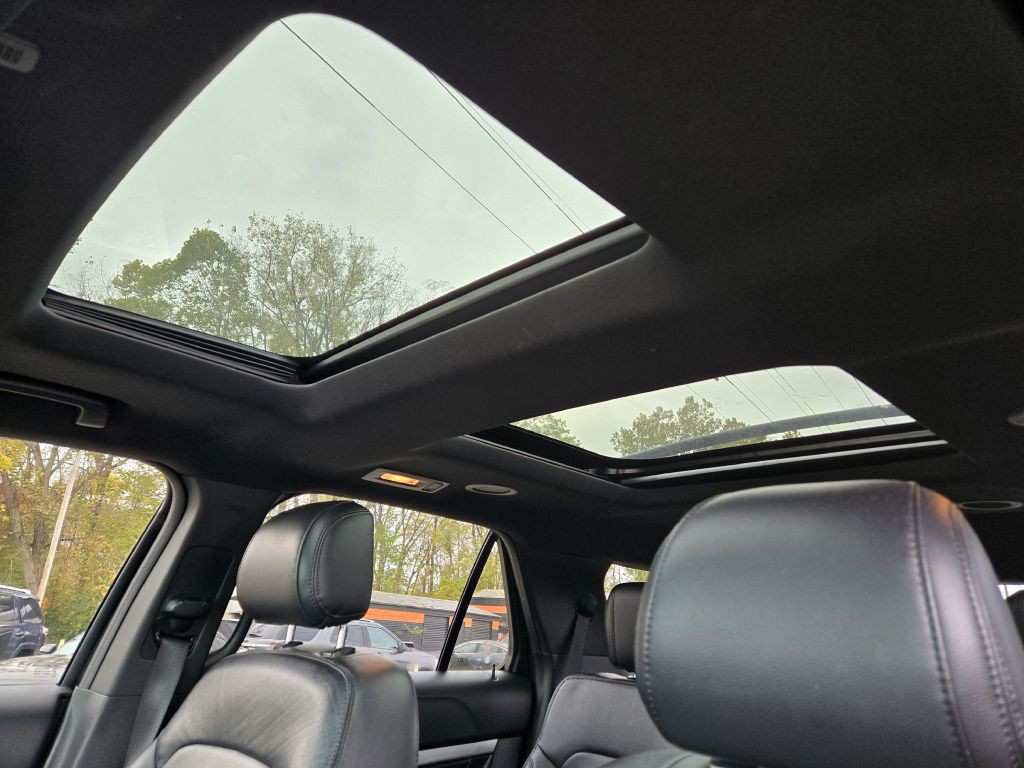 2017 Ford Explorer Image 33