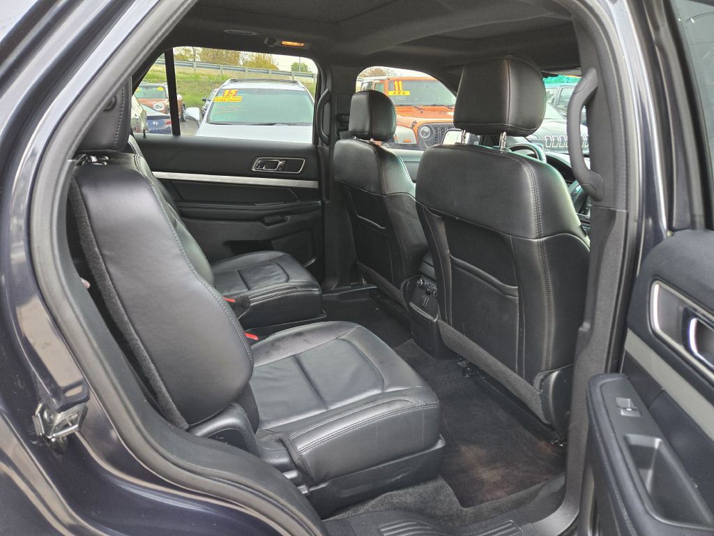 2017 Ford Explorer Image 37