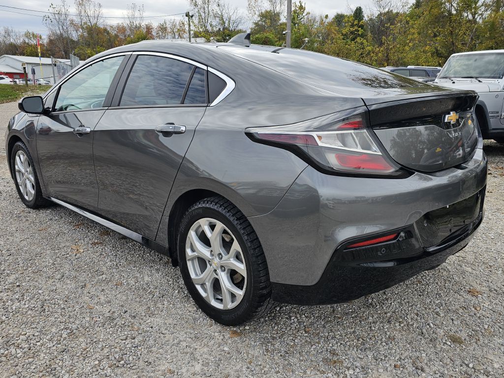 2017 Chevrolet Volt Image 3