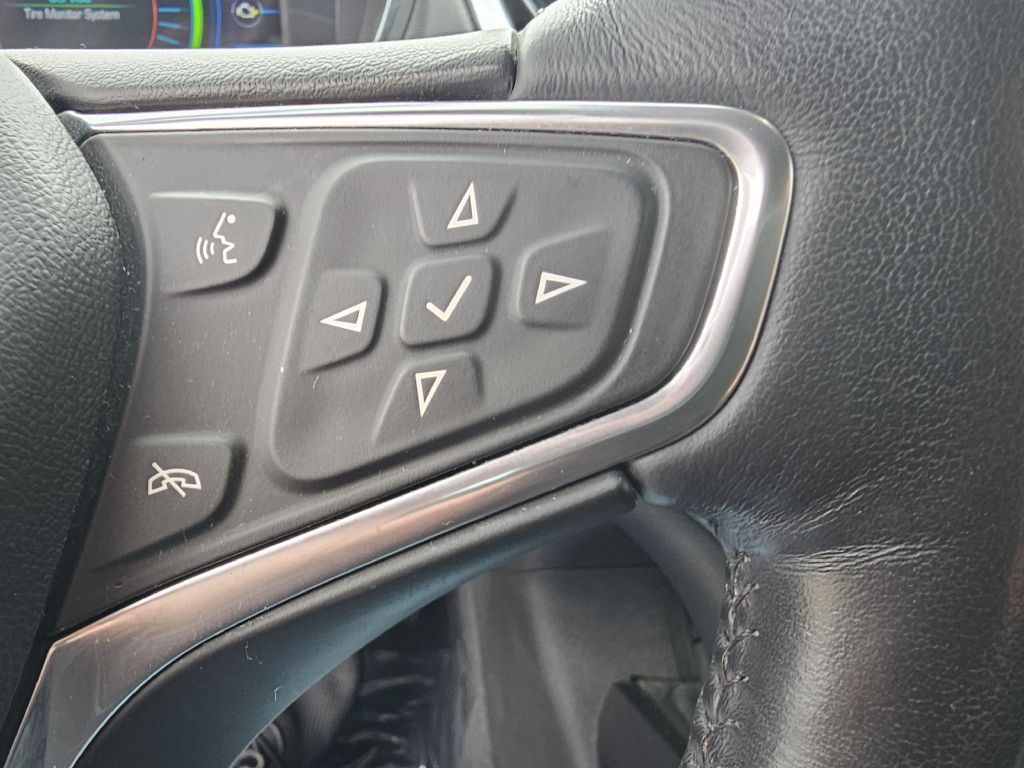 2017 Chevrolet Volt Image 25