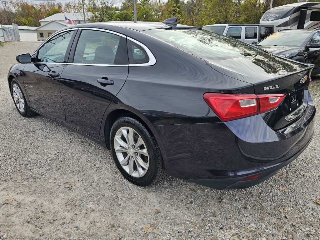 2023 Chevrolet Malibu Image 3
