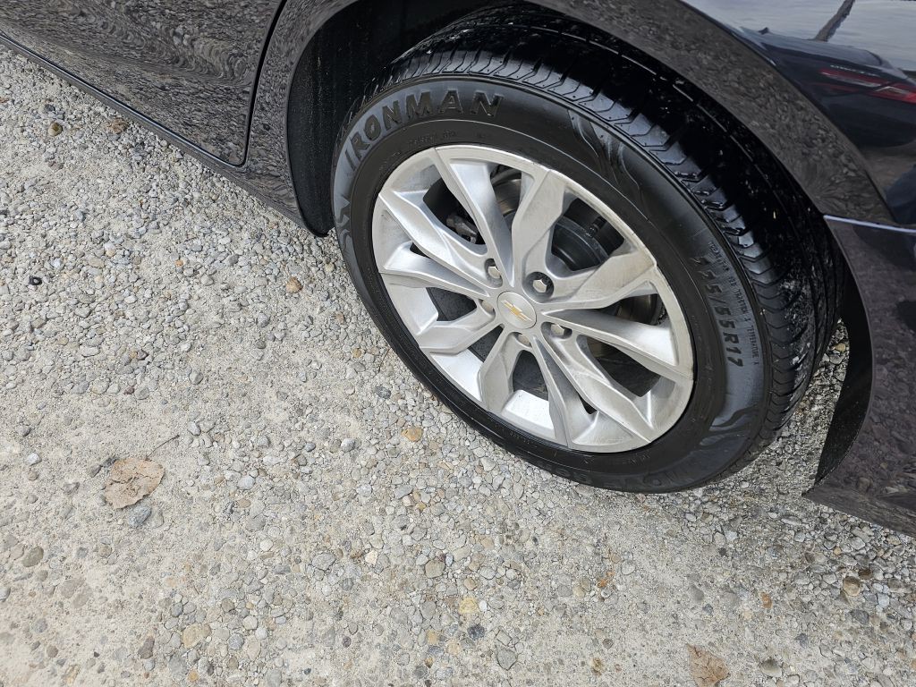 2023 Chevrolet Malibu Image 12