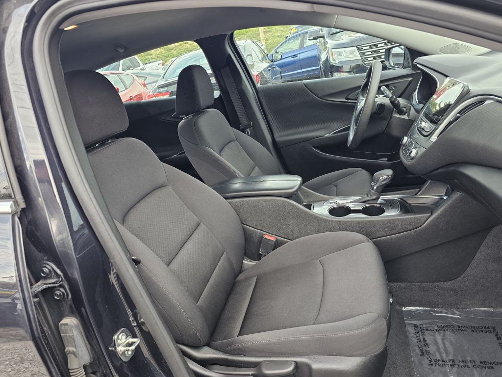 2023 Chevrolet Malibu Image 18