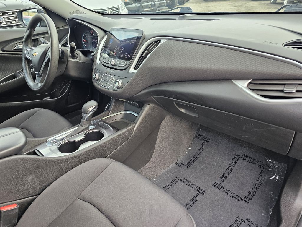 2023 Chevrolet Malibu Image 19