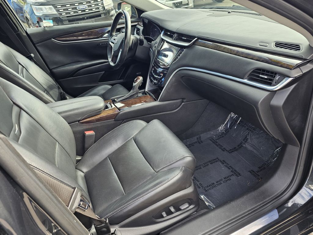 2016 Cadillac XTS Image 18