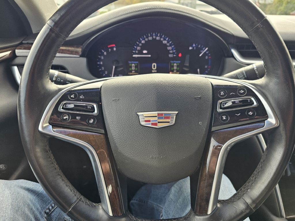 2016 Cadillac XTS Image 22