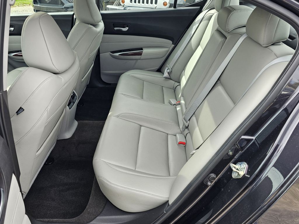 2015 Acura TL Image 12