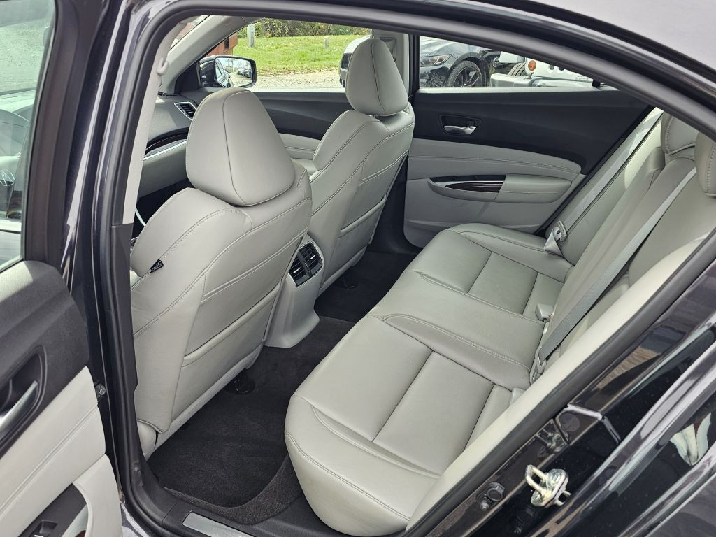 2015 Acura TL Image 13