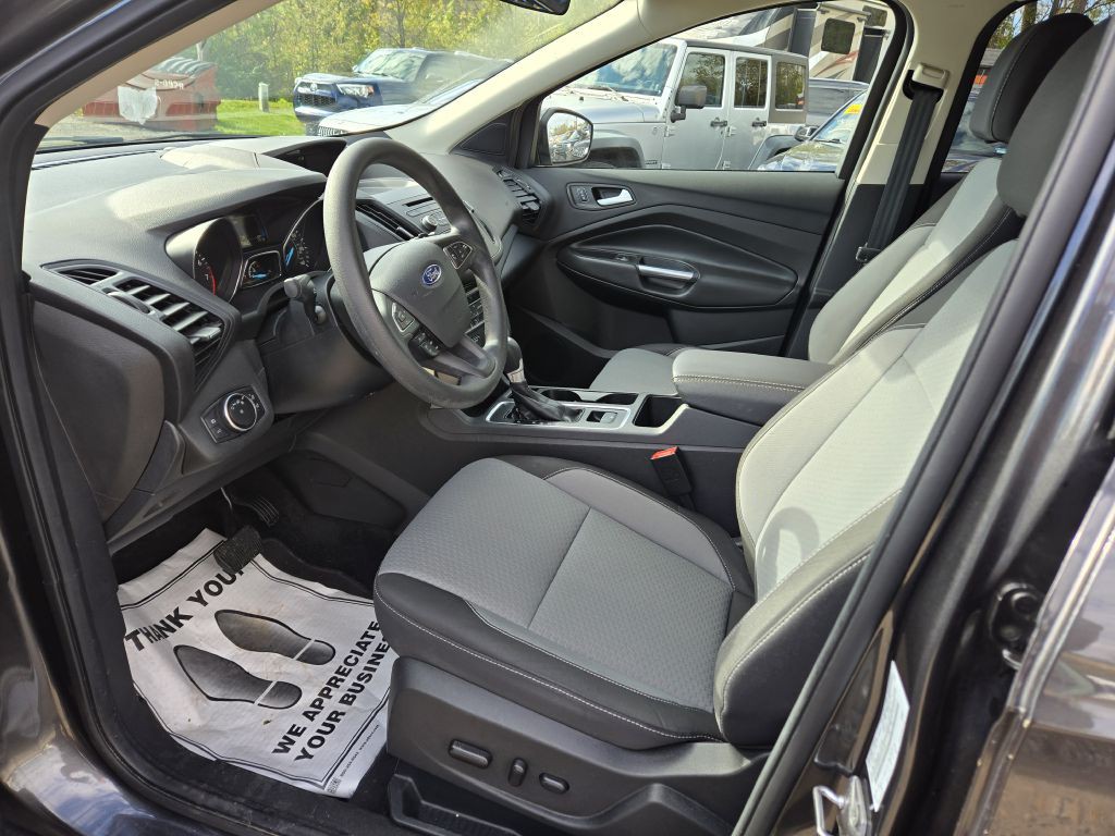 2017 Ford Escape Image 12