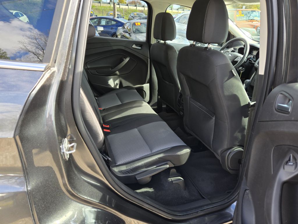 2017 Ford Escape Image 25