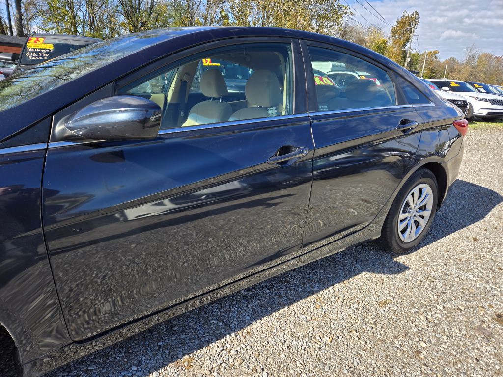 2013 Hyundai Sonata Image 9