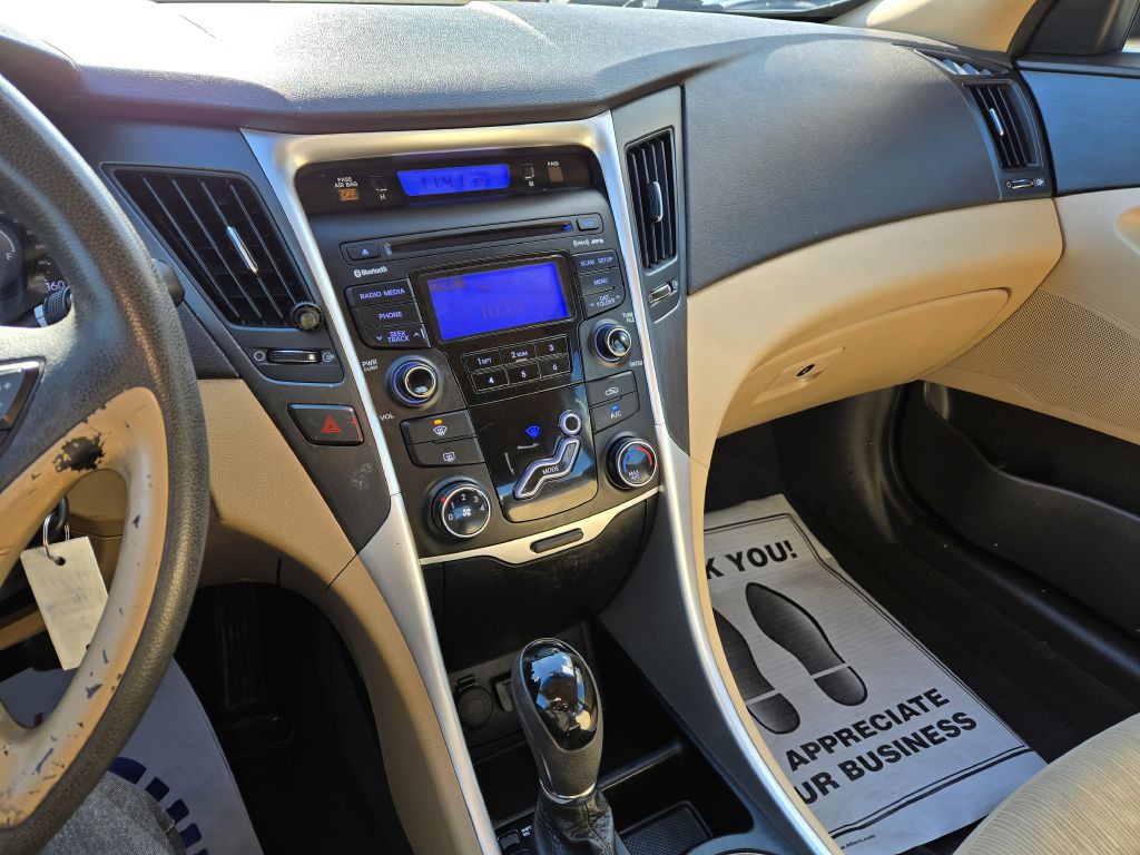 2013 Hyundai Sonata Image 15