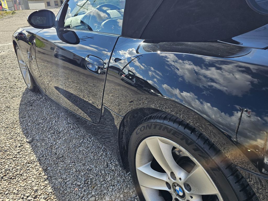 2007 BMW Z4 Image 12