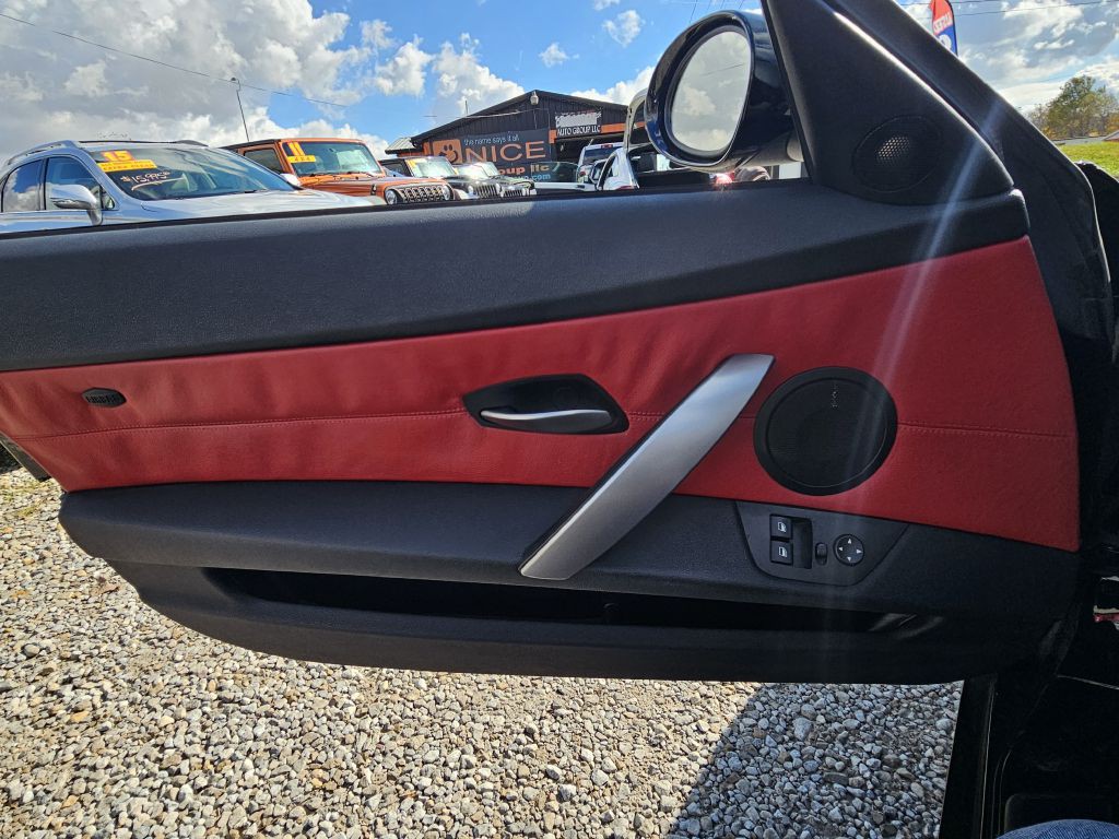 2007 BMW Z4 Image 33
