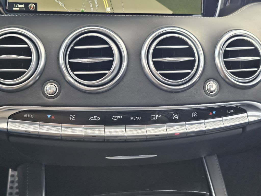 2015 Mercedes-Benz S-Class Image 30